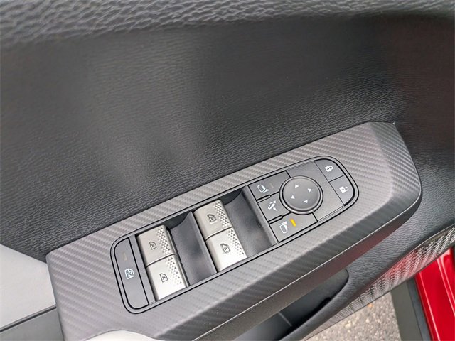 New 2025 Mitsubishi Outlander SE image 13