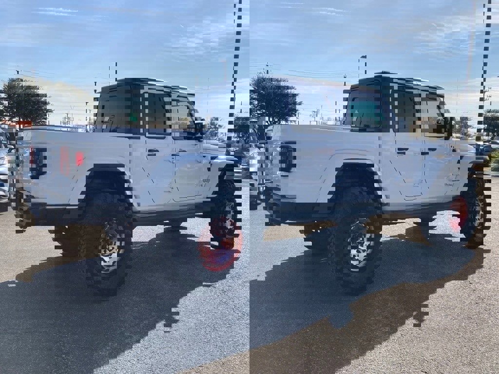 Used 2022 Jeep Gladiator Overland w/ Popular Equipment Package image 5