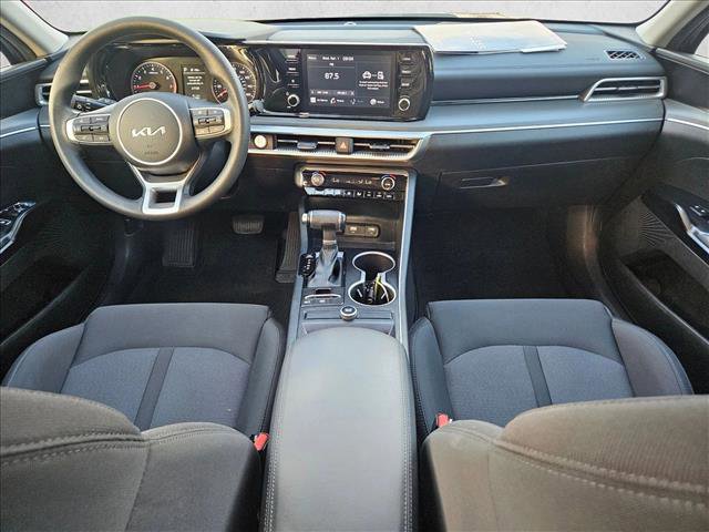 Used 2023 Kia K5 LXS image 16