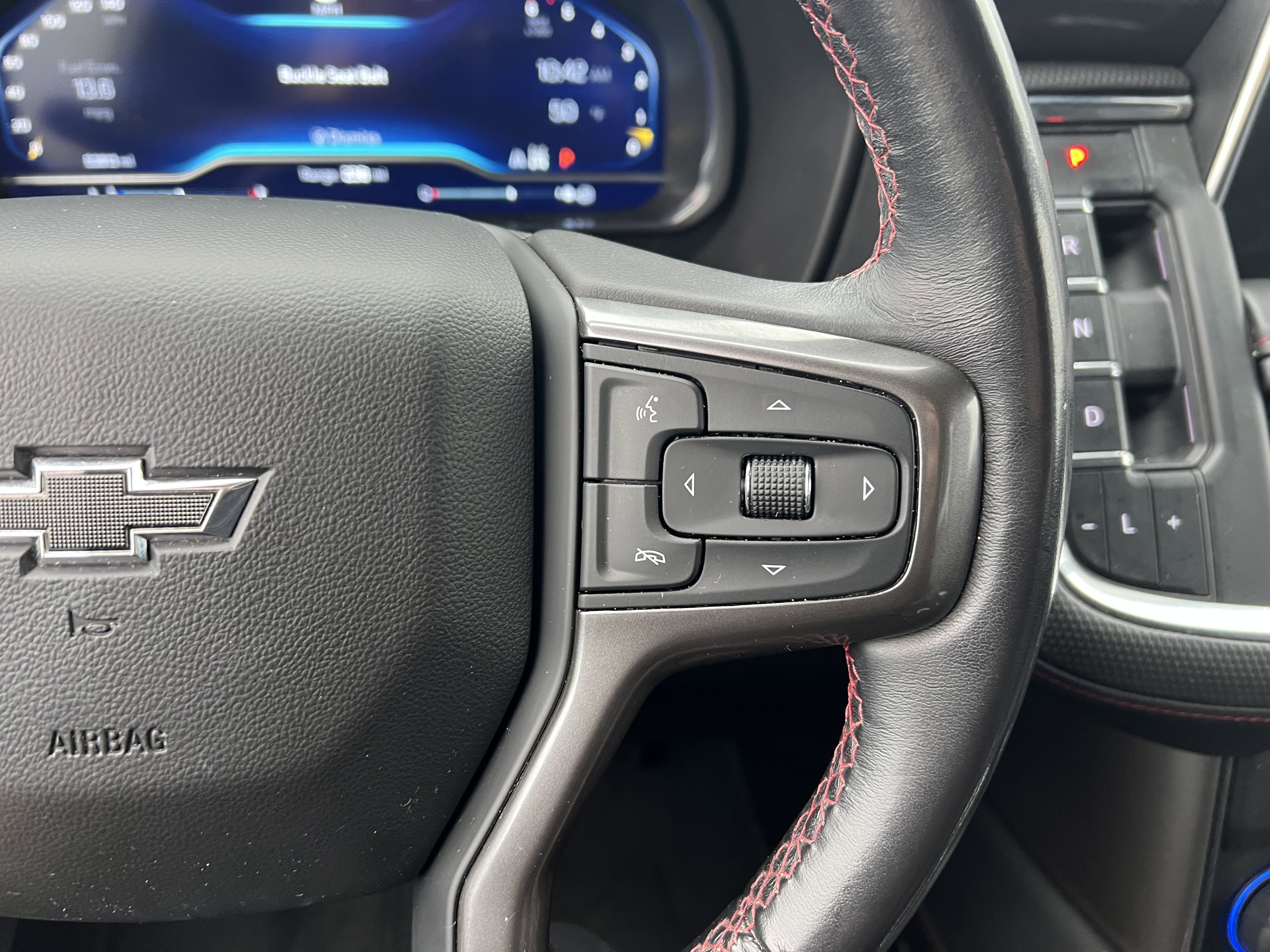 Certified 2023 Chevrolet Suburban RST image 23