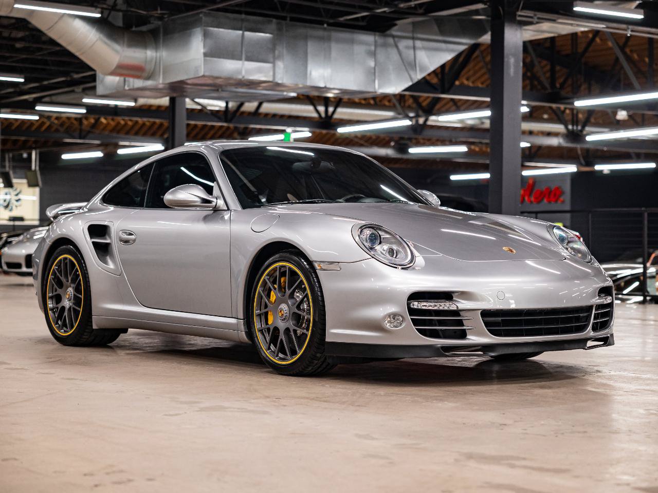 Used 2011 Porsche 911 Turbo S AWD/4WD image 4