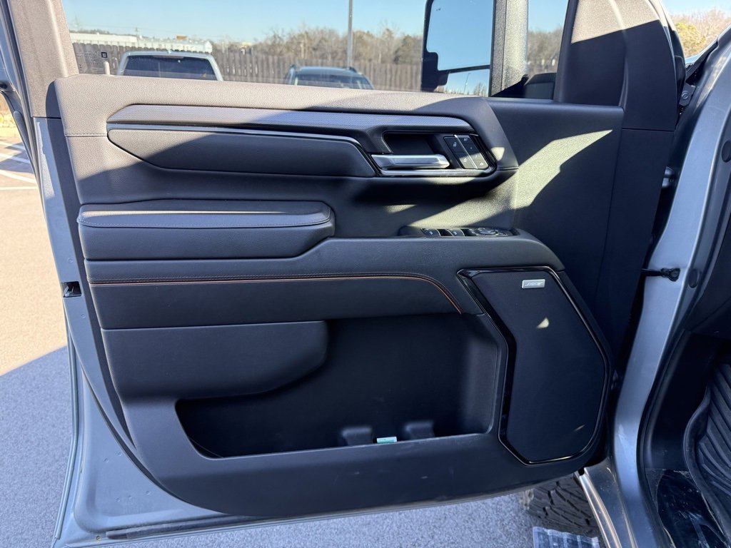 Used 2024 GMC Sierra 2500 AT4 w/ AT4 Preferred Package image 25