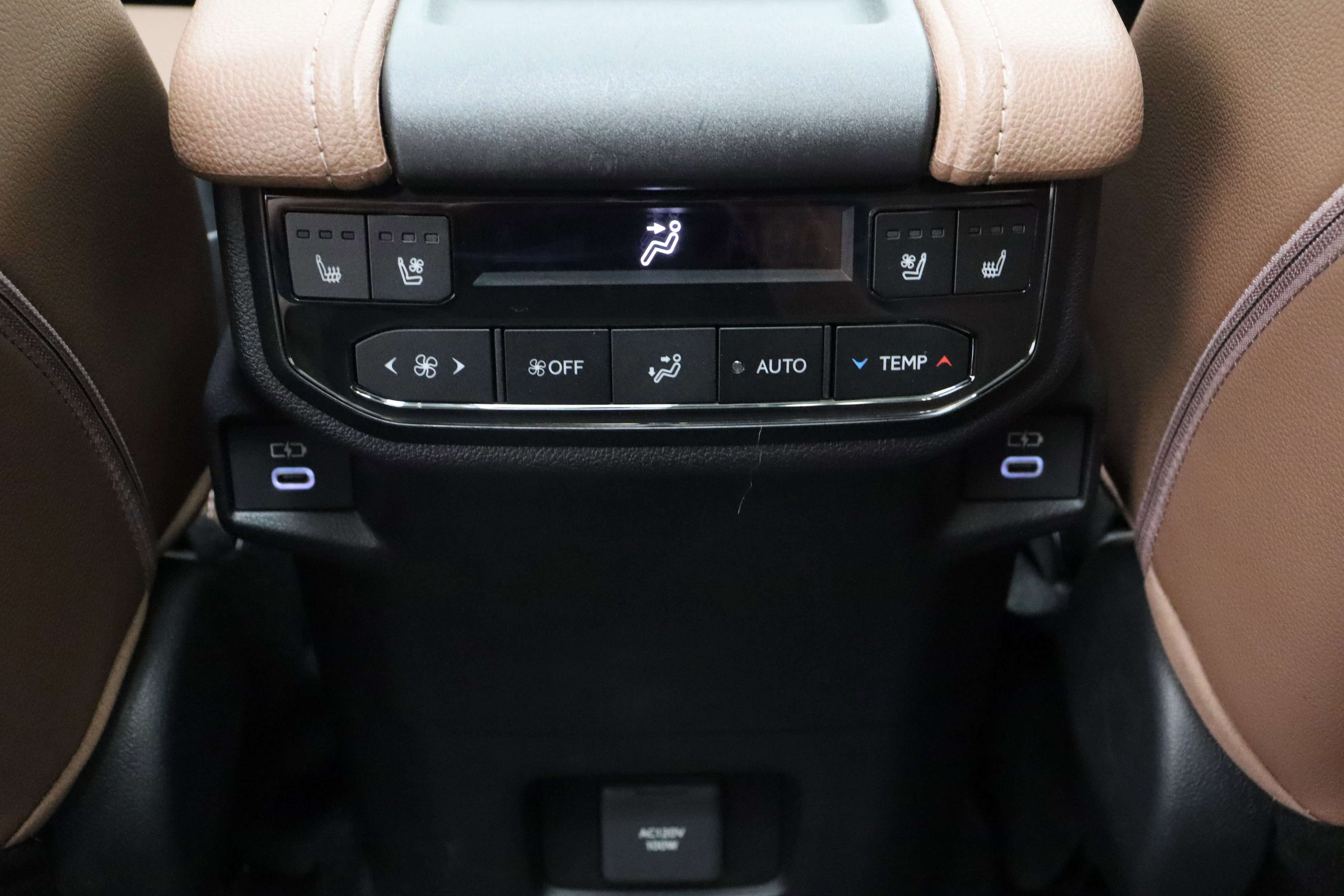 Certified 2026 Toyota Grand Highlander Platinum image 34