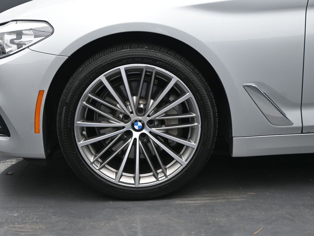 Used 2019 BMW 530i xDrive w/ Convenience Package image 26