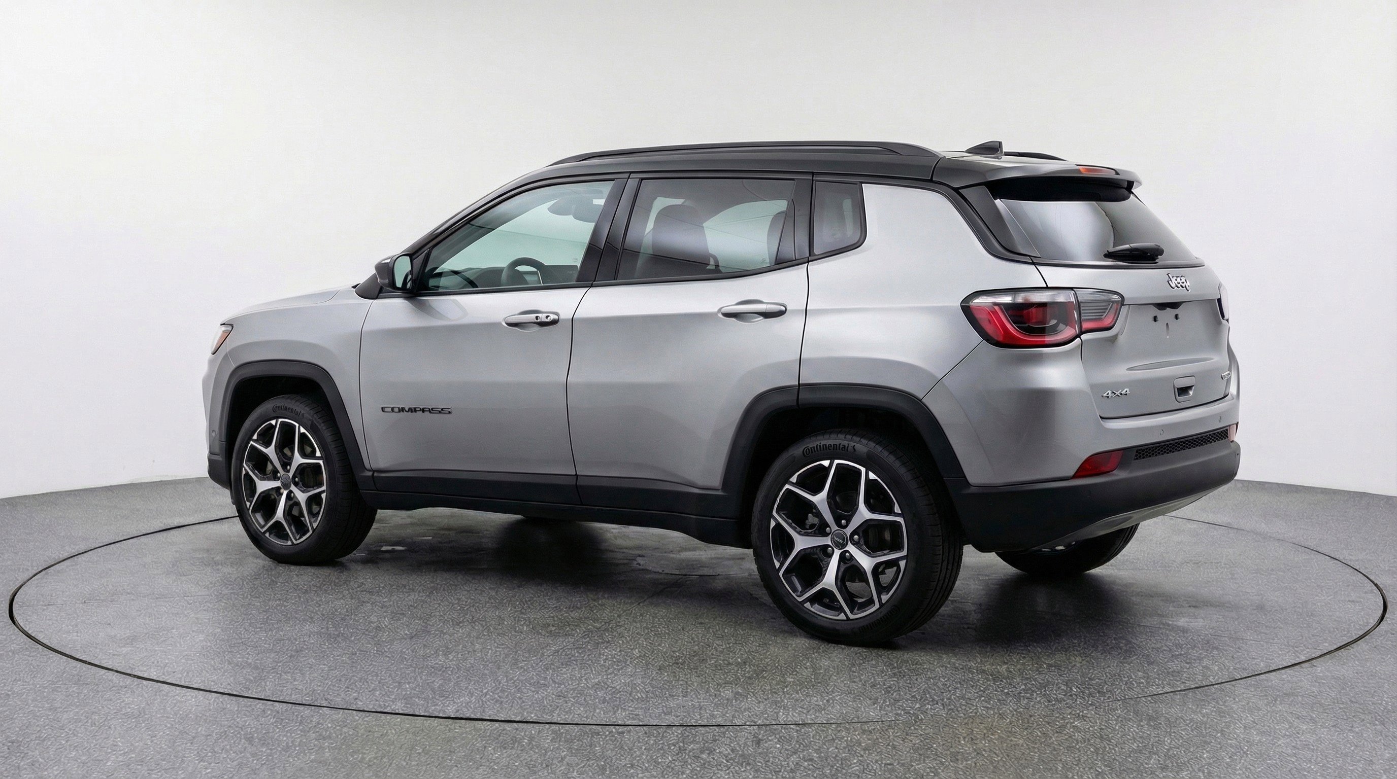 Used 2025 Jeep Compass Limited image 6