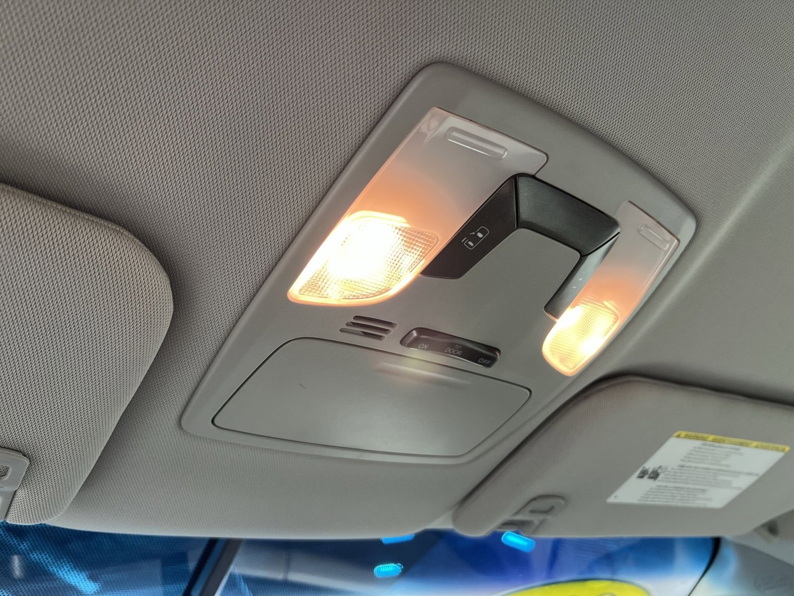 Used 2017 Toyota Sienna LE image 34