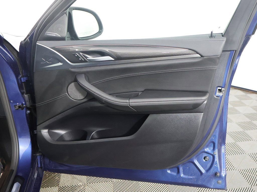 Used 2024 BMW X4 M40i w/ Premium Enhanced Package image 27