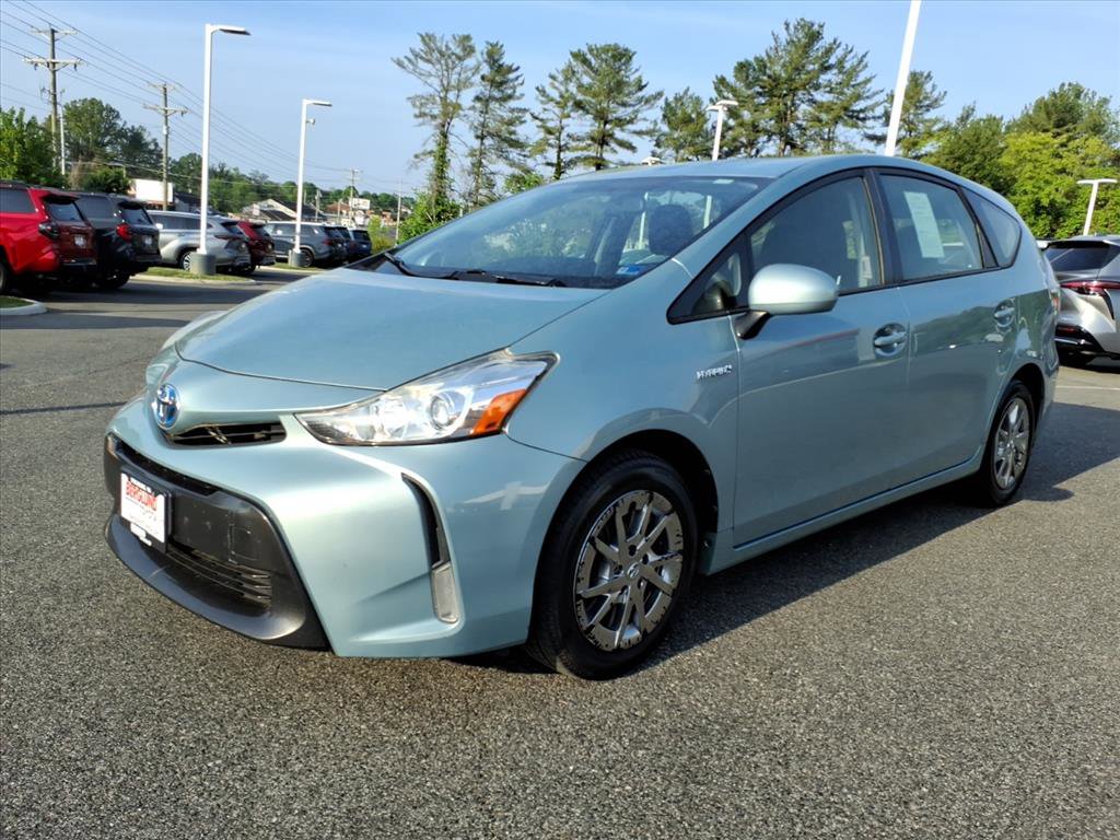 Used 2017 Toyota Prius V Three FWD image 14