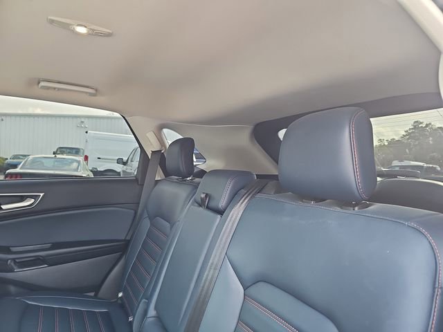 Used 2022 Ford Edge SEL w/ Sport Appearance Package image 14