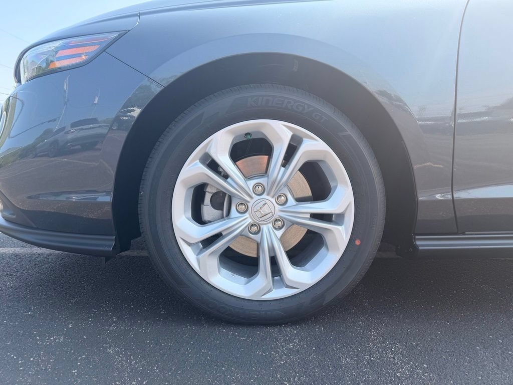 New 2026 Honda Accord LX image 17