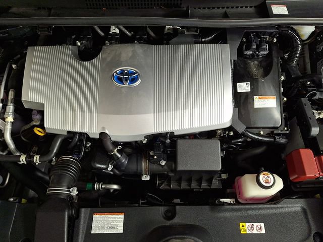 Used 2021 Toyota Prius LE w/ Carpet Mat Package (TMS) image 27