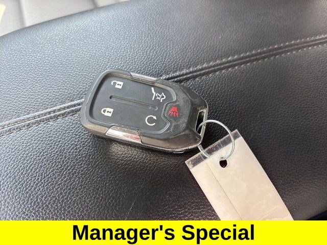 Used 2023 GMC Terrain SLE w/ Driver Convenience Package image 51