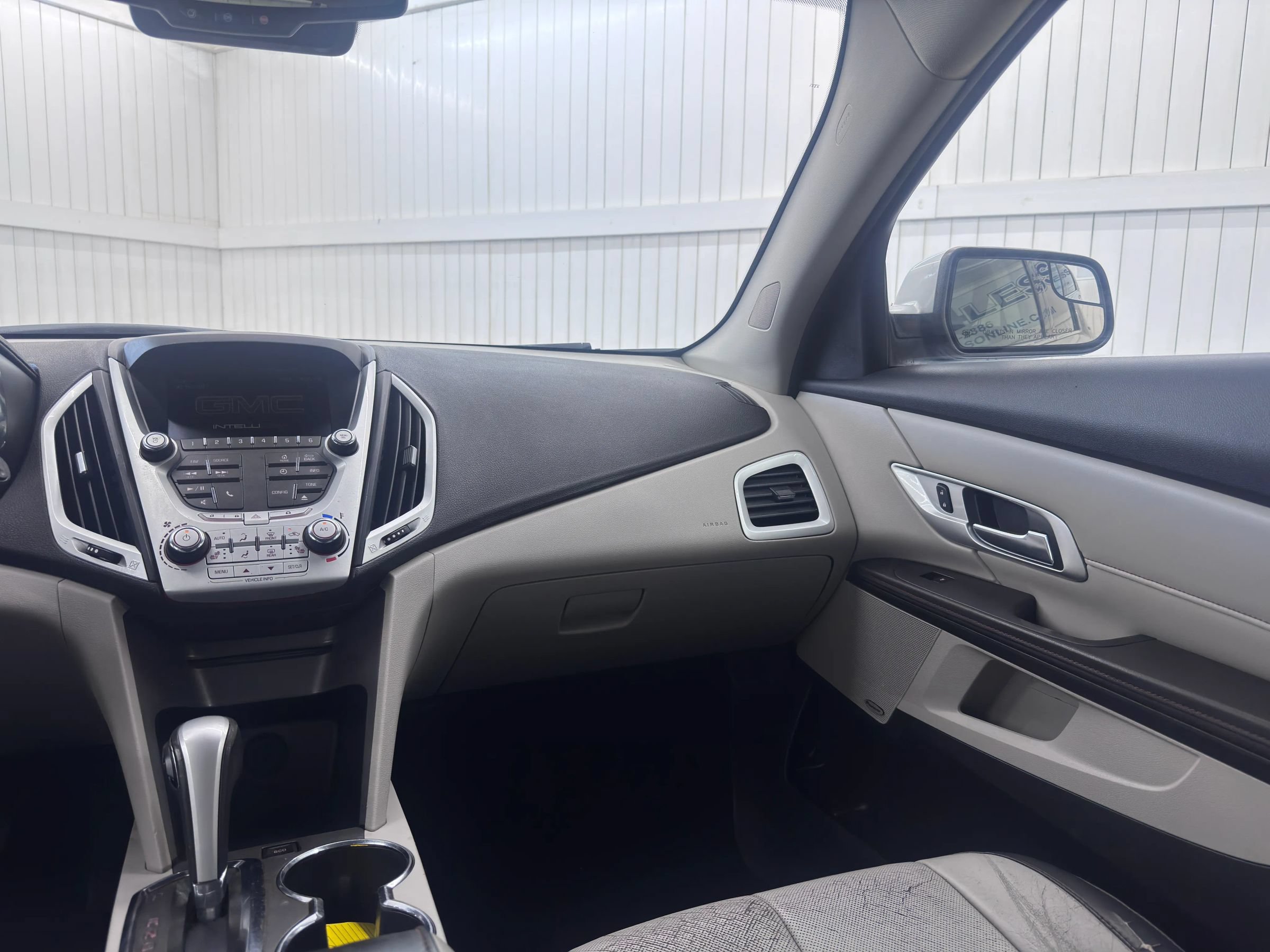 Used 2013 GMC Terrain SLT FWD image 16