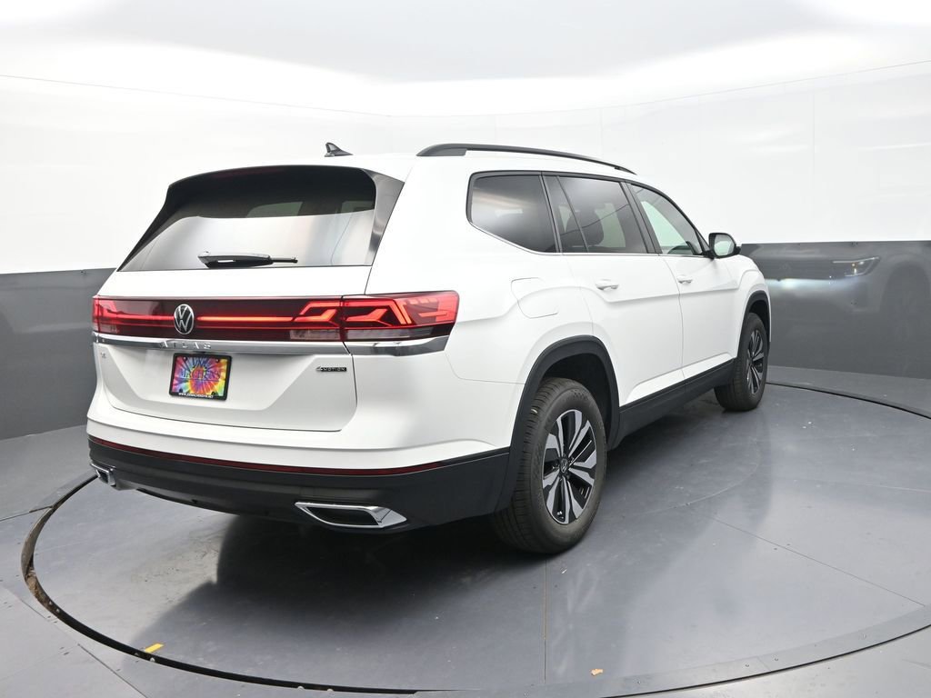New 2026 Volkswagen Atlas SE image 10