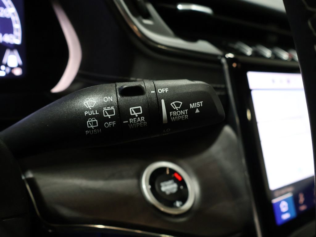 Used 2023 Jeep Grand Cherokee Overland w/ Luxury Tech Group IV image 36