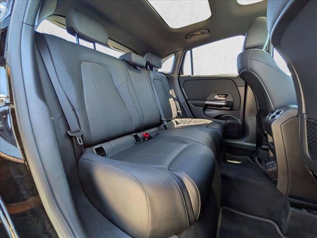 Certified 2021 Mercedes-Benz GLA 250 4MATIC image 18