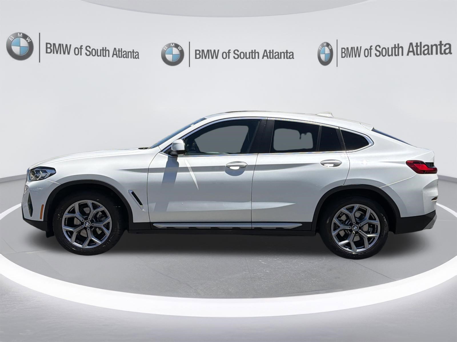 Certified 2025 BMW X4 xDrive30i w/ Premium Package AWD/4WD image 23
