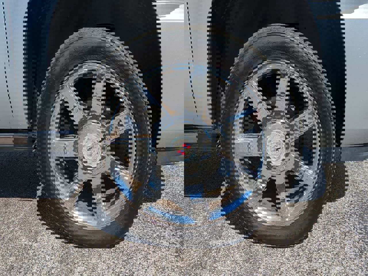 Used 2013 Cadillac Escalade EXT Premium image 11