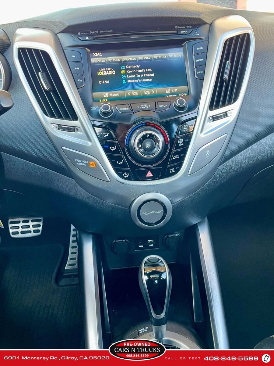 Used 2016 Hyundai Veloster w/ Option Group 02 image 18