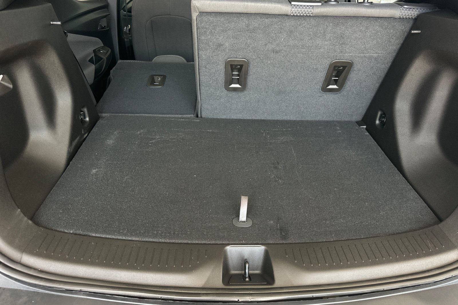 Used 2023 Chevrolet Bolt EUV LT FWD image 17