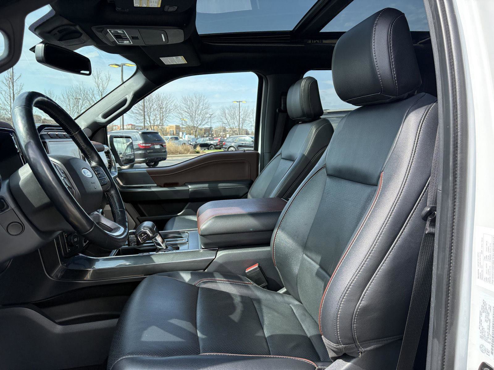 Used 2022 Ford F150 Lariat w/ Equipment Group 502A High AWD/4WD image 17