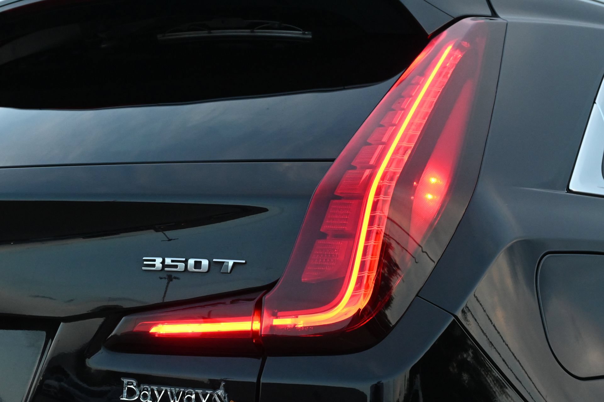Used 2021 Cadillac XT4 Premium Luxury FWD image 20