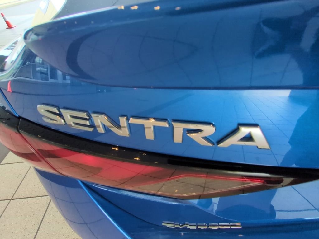 Used 2024 Nissan Sentra SR FWD image 29