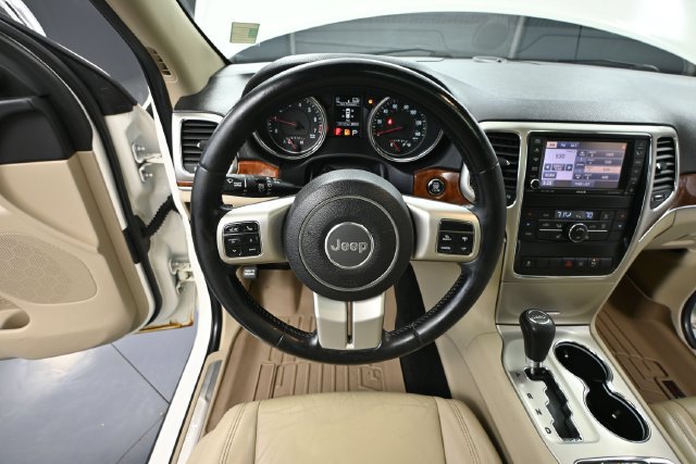 Used 2011 Jeep Grand Cherokee Limited AWD/4WD image 20