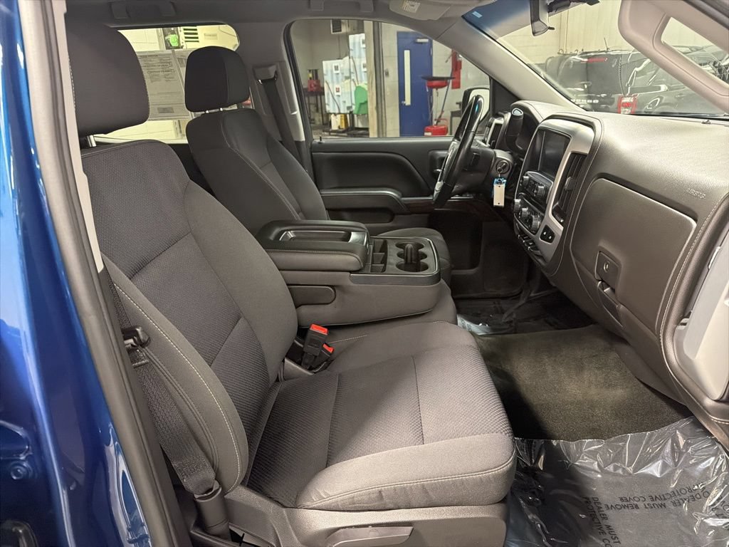Used 2018 GMC Sierra 1500 SLE w/ Elevation Edition AWD/4WD image 9