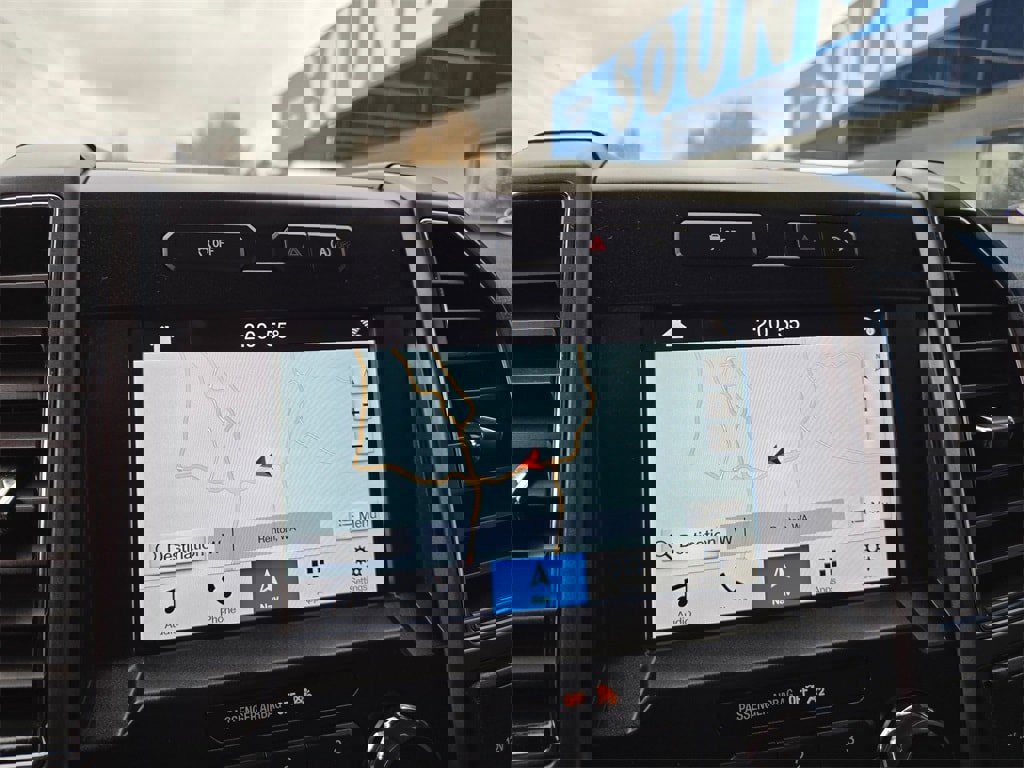 Used 2019 Ford F150 XLT w/ Equipment Group 302A Luxury image 15