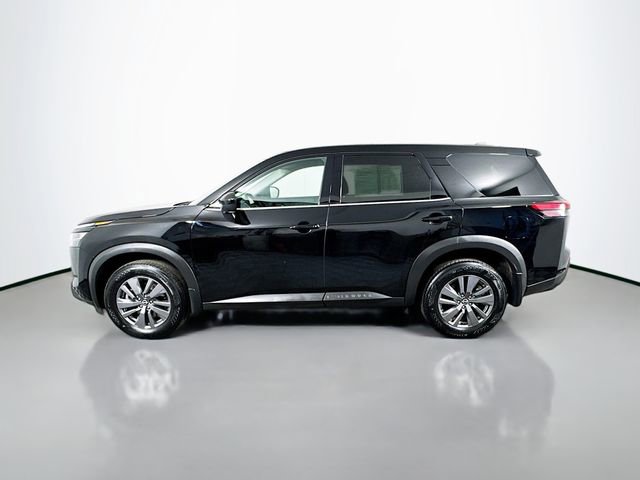 Used 2024 Nissan Pathfinder S image 5