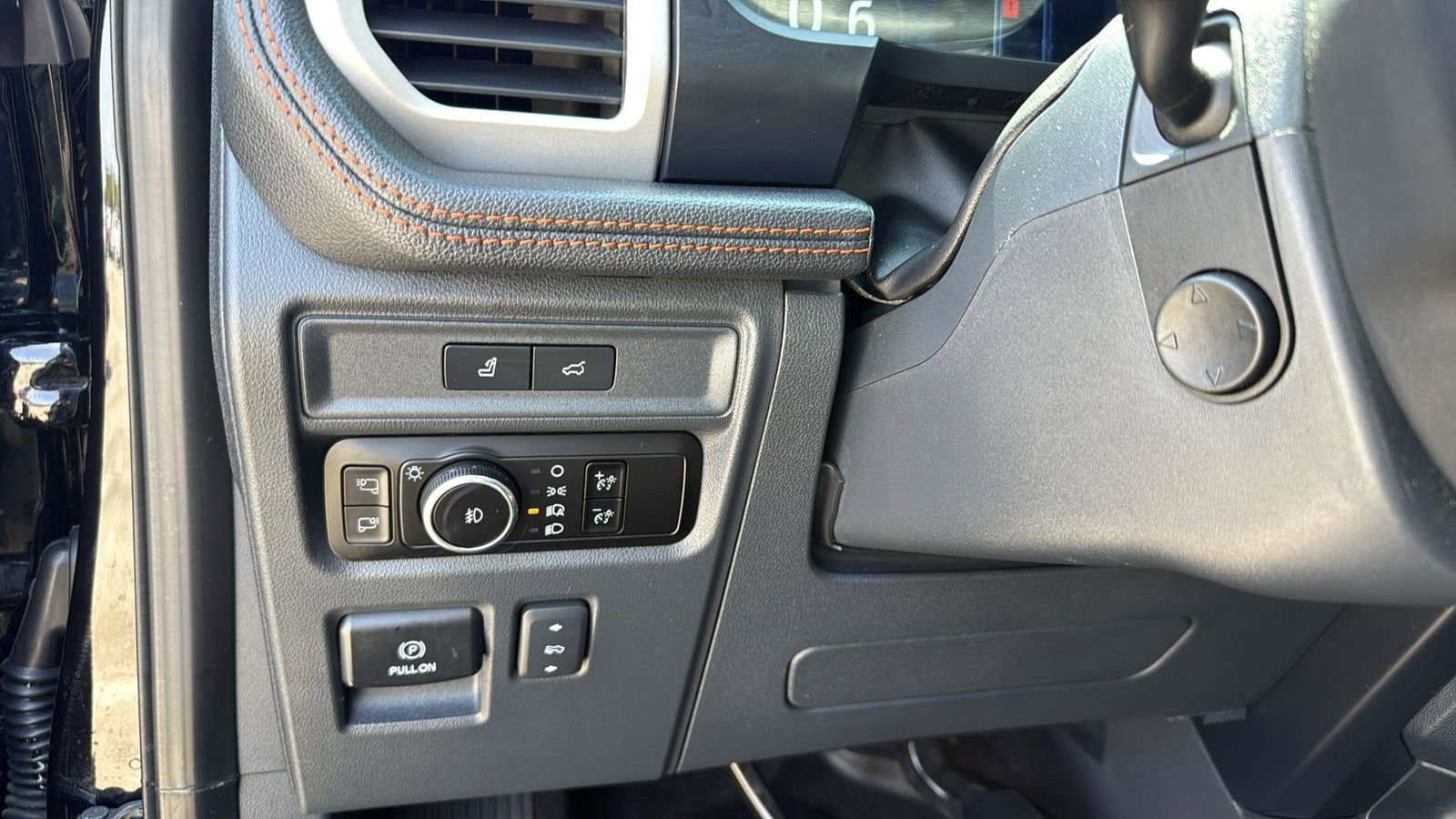 Certified 2023 Ford Expedition Timberline image 18
