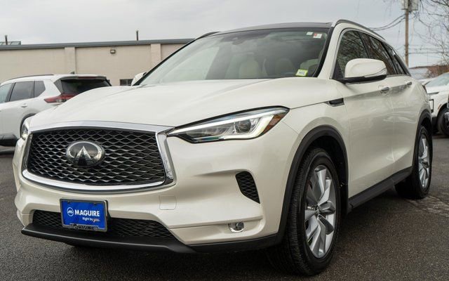 Used 2021 INFINITI QX50 Luxe w/ Cargo Package image 2