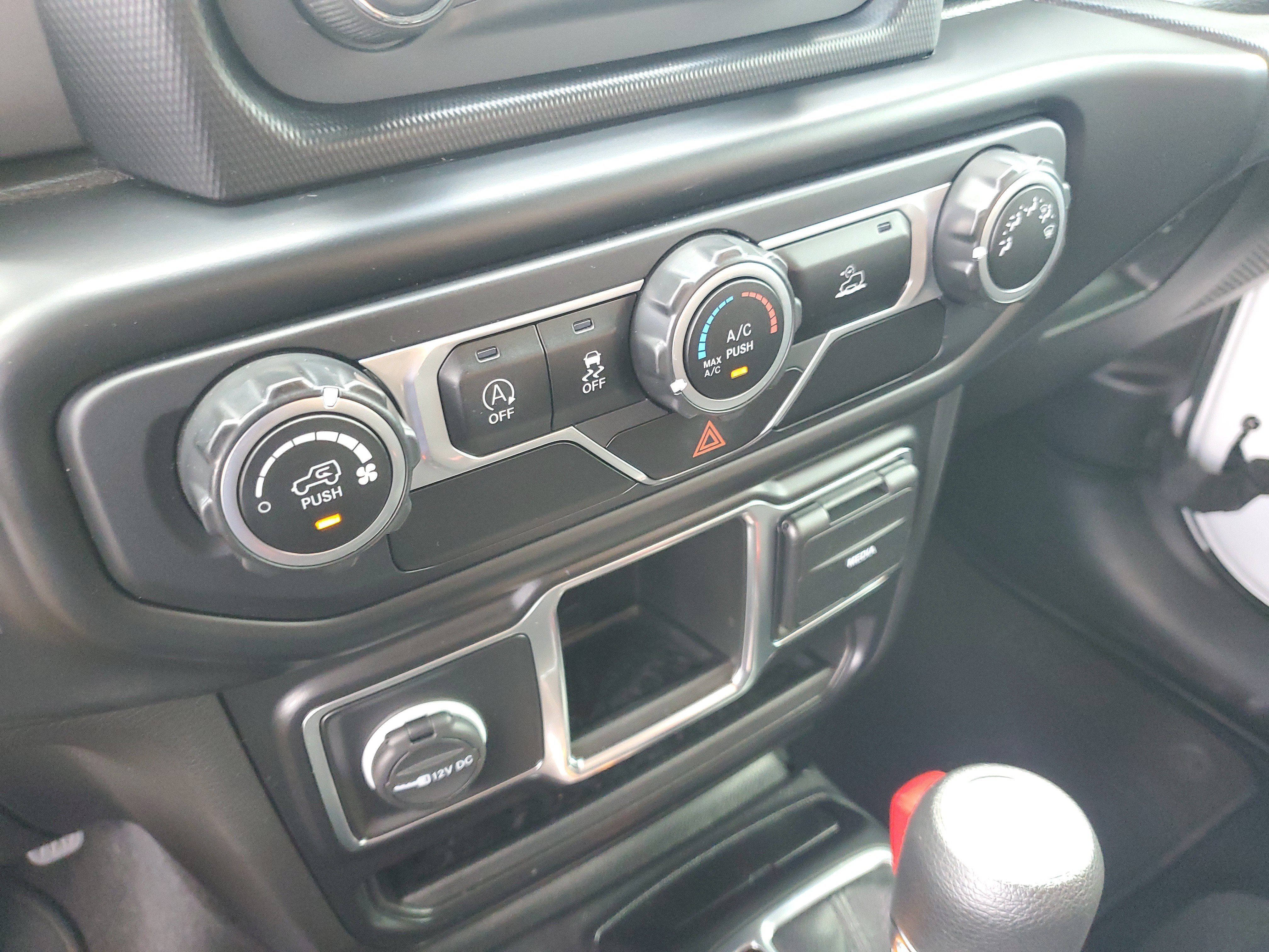 Used 2021 Jeep Wrangler Sport AWD/4WD image 19