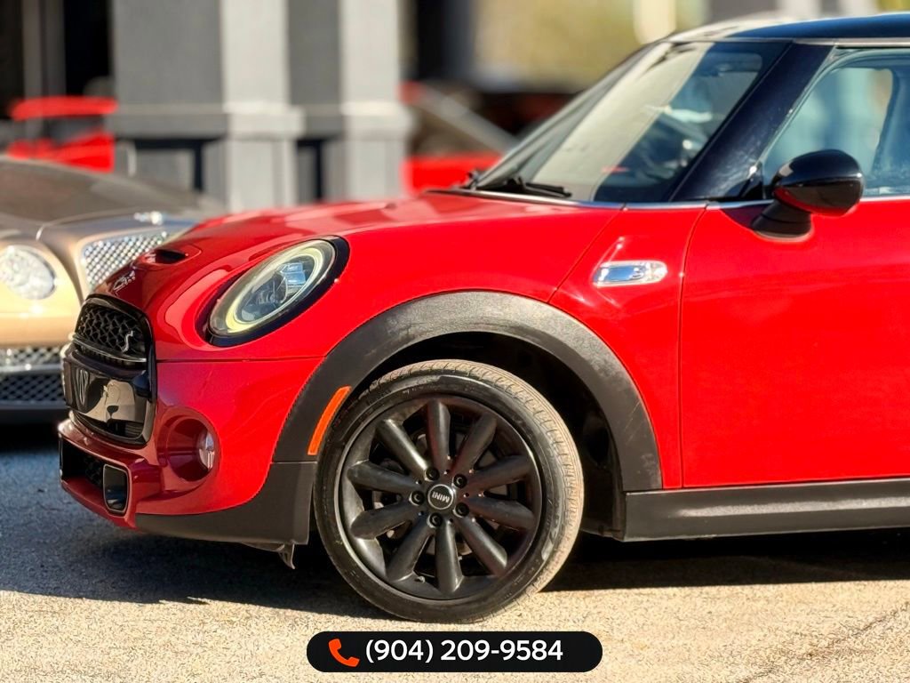 Used 2019 MINI Cooper S w/ Premium Package image 2