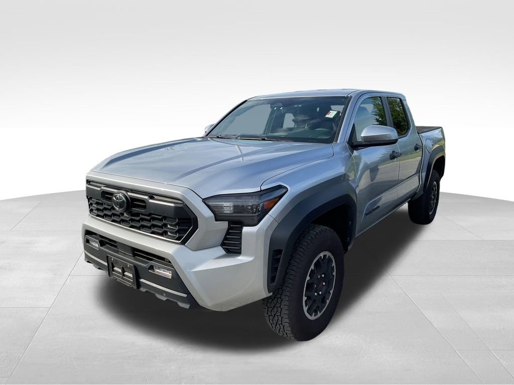 Used 2025 Toyota Tacoma TRD Off-Road AWD/4WD image 4