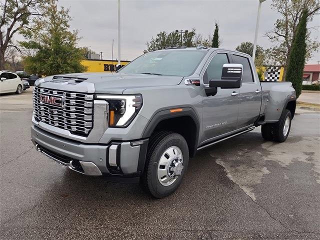 New 2026 GMC Sierra 3500 Denali w/ Denali Reserve Package image 10