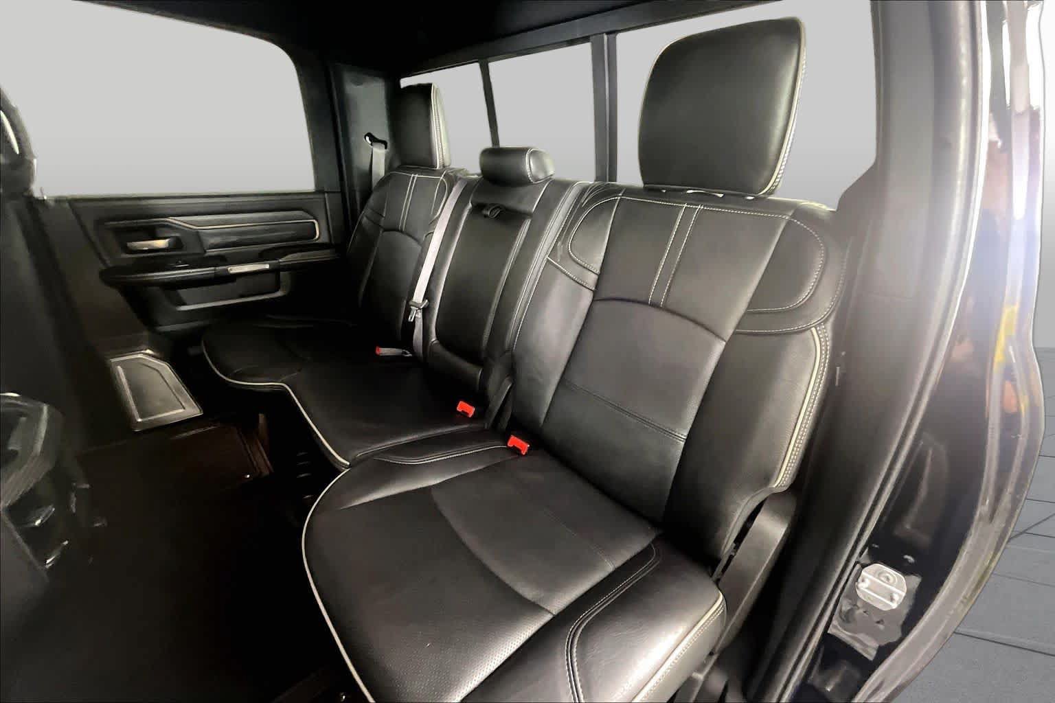 Used 2020 RAM 2500 Limited AWD/4WD image 18