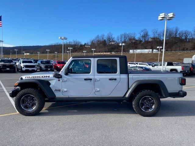 Used 2022 Jeep Gladiator Rubicon w/ Cold Weather Group AWD/4WD image 2