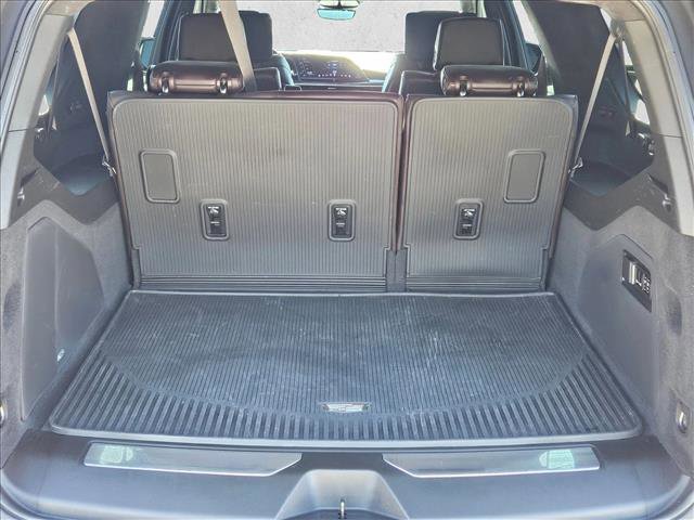 Used 2023 Cadillac Escalade ESV Sport Platinum w/ LPO, ONYX Package image 6