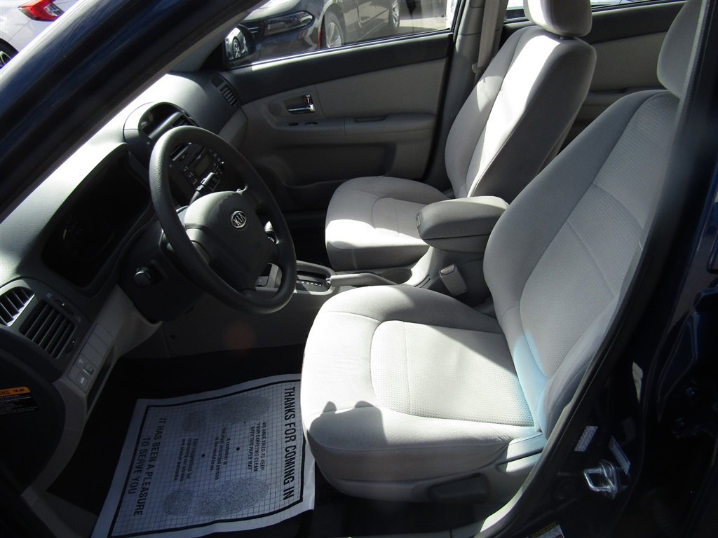 Used 2009 Kia Spectra EX image 11