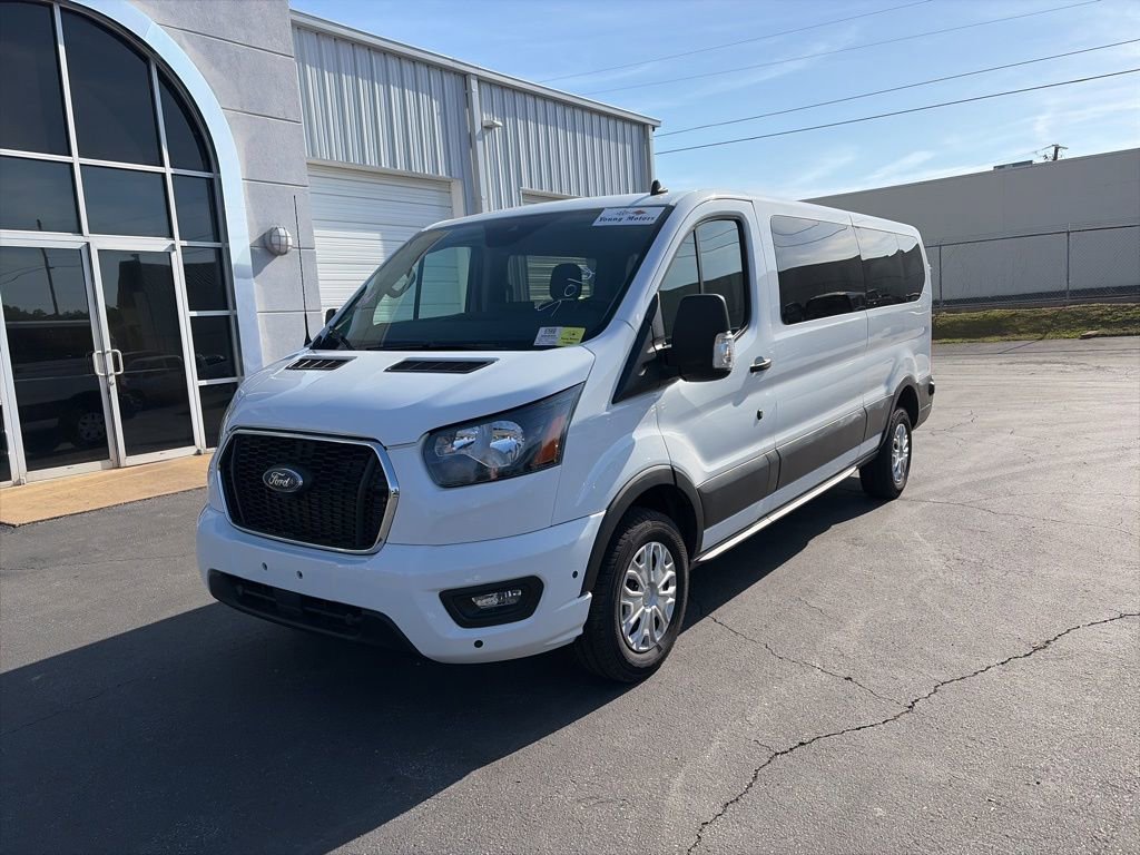 Used 2024 Ford Transit 350 XLT image 3
