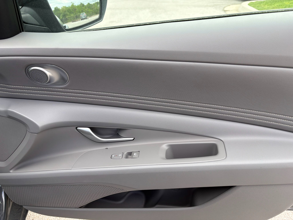 New 2026 Hyundai Elantra Sport FWD image 25