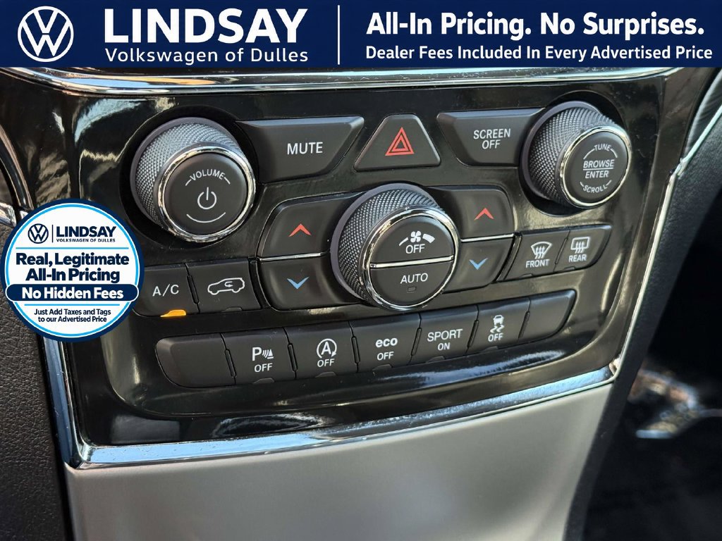 Used 2021 Jeep Grand Cherokee Limited w/ Premium Lighting Group AWD/4WD image 18