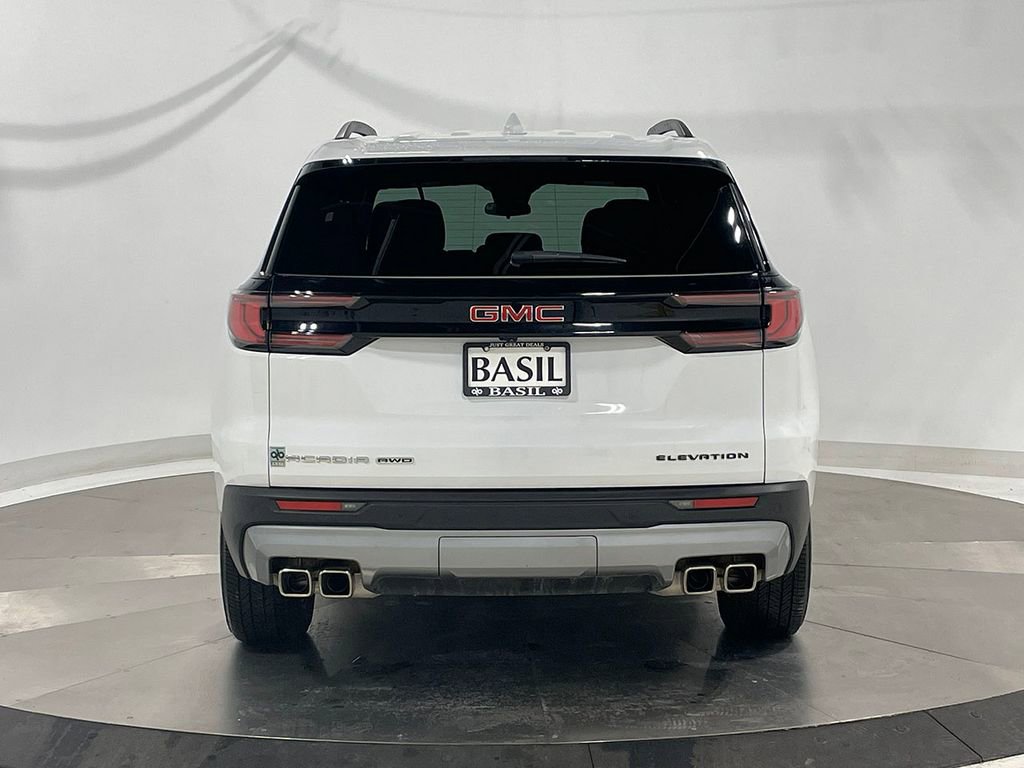 Used 2025 GMC Acadia Elevation image 12