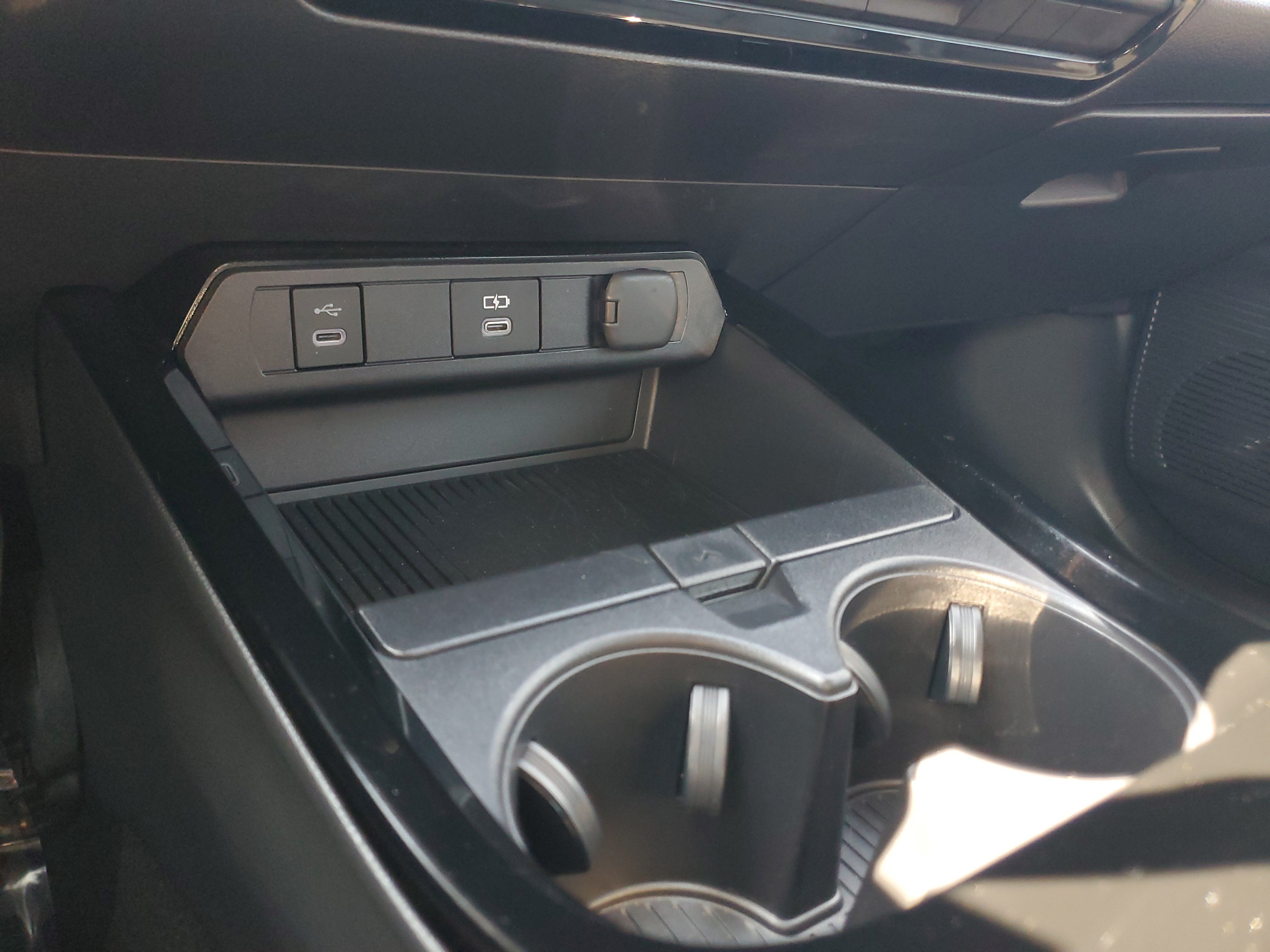 Certified 2024 Toyota Prius Prime FWD image 30
