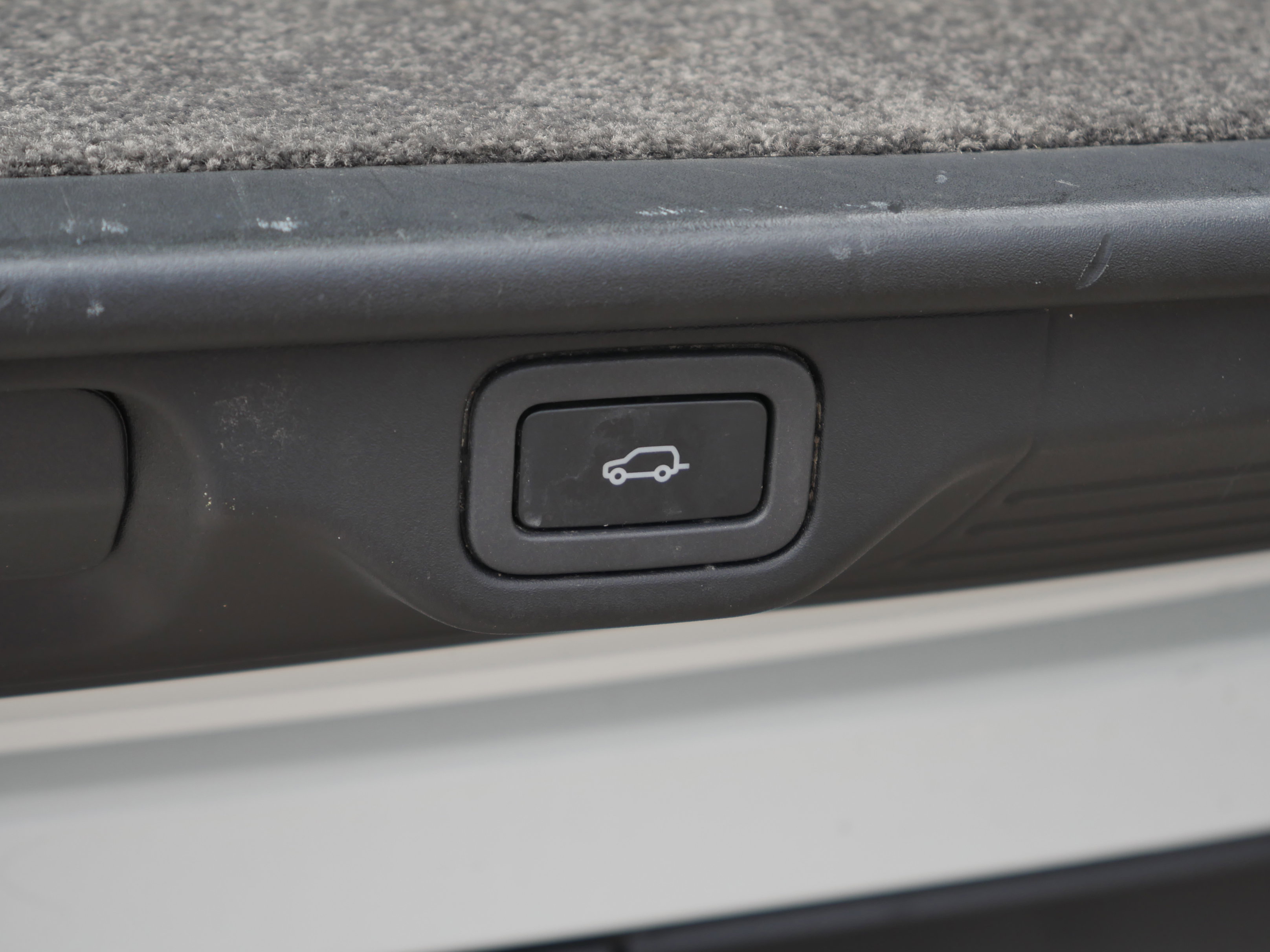 Used 2019 Land Rover Range Rover Supercharged image 31