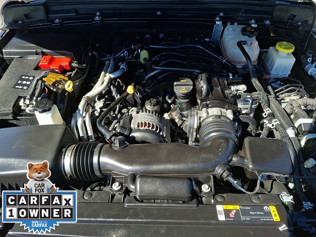 Used 2022 Jeep Gladiator Willys AWD/4WD image 29