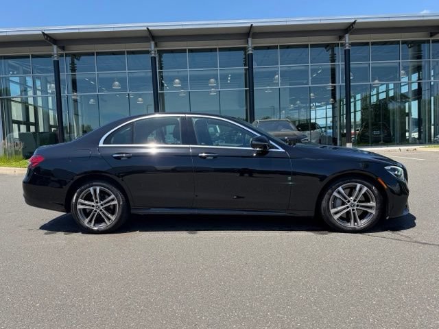 Used 2023 Mercedes-Benz E 350 4MATIC Sedan image 8