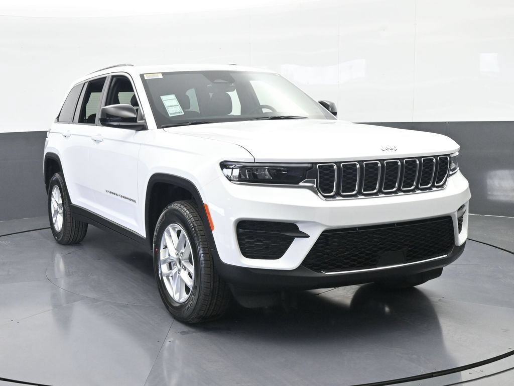 New 2026 Jeep Grand Cherokee Laredo X AWD/4WD image 9